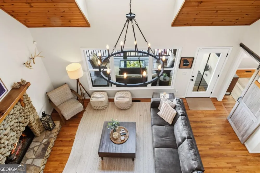 35 Dora LN Ellijay, GA 30540