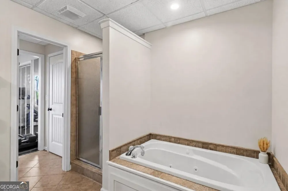 35 Dora LN Ellijay, GA 30540