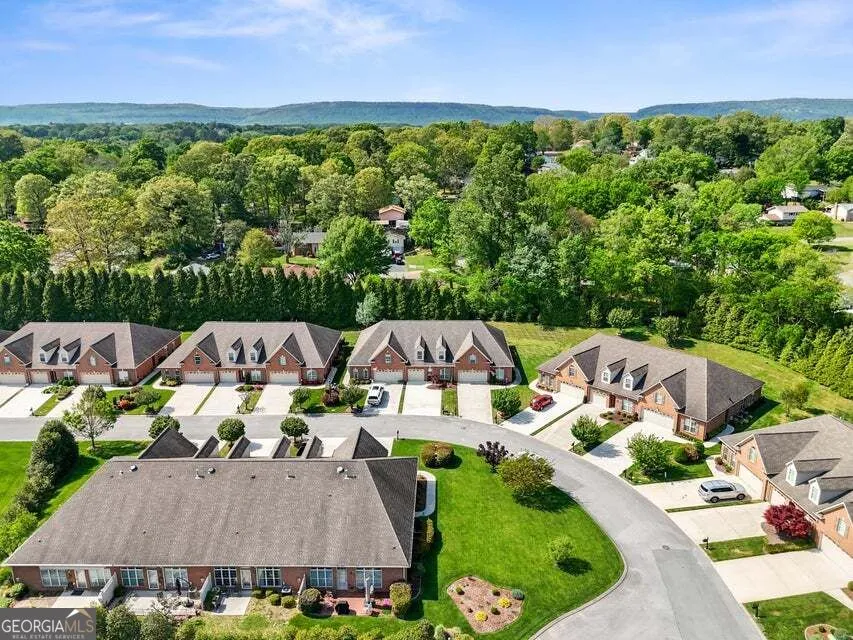 7699 Lenox Trace DR Hixson, TN 37343