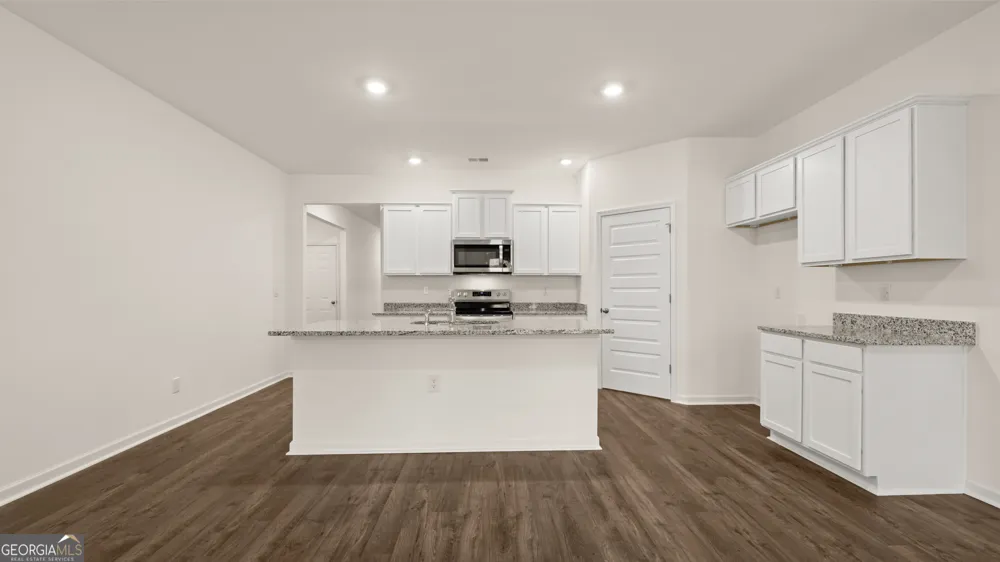 131 Champlain RD Hoschton, GA 30548