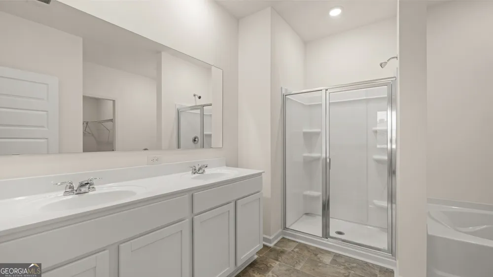 131 Champlain RD Hoschton, GA 30548