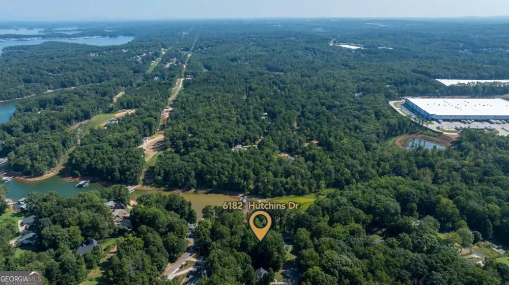 6182 Hutchins DR Buford, GA 30518