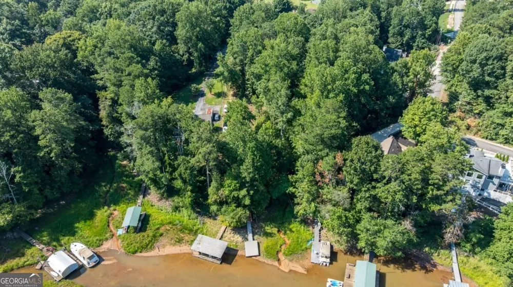 6182 Hutchins DR Buford, GA 30518