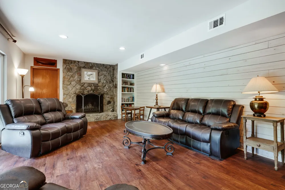 198 Xavier DR Athens, GA 30606