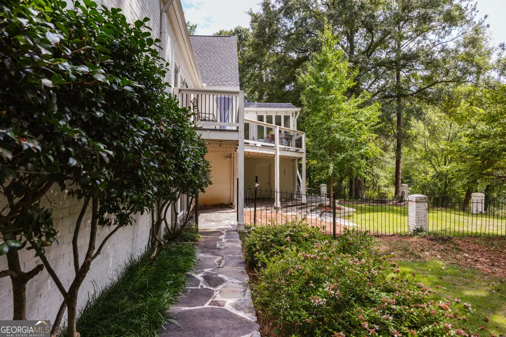 198 Xavier DR Athens, GA 30606