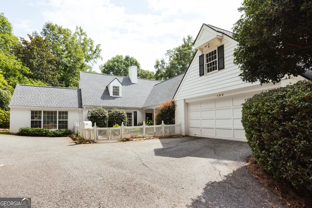 198 Xavier DR Athens, GA 30606