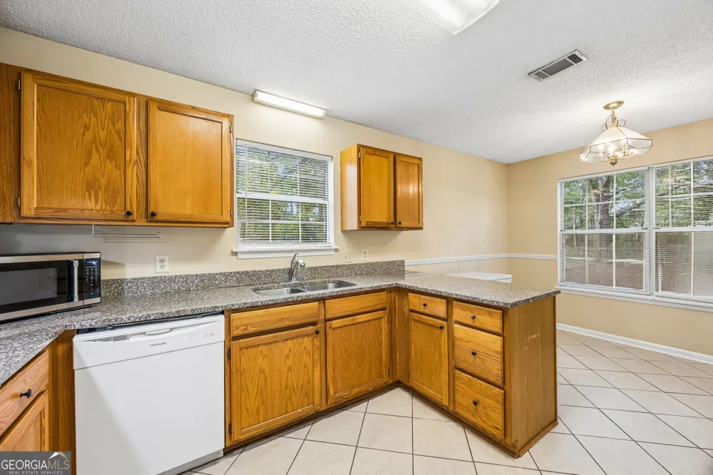 101 Baytree CT Kingsland, GA 31548