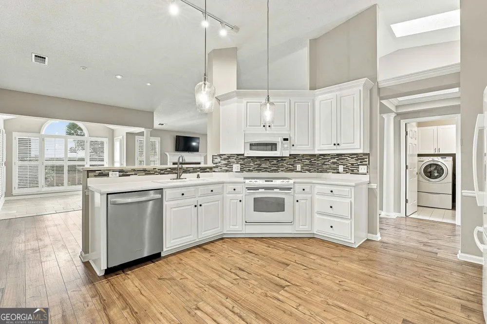 100 Augusta DR Peachtree City, GA 30269