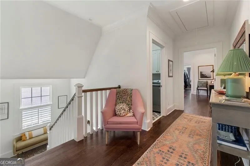 1055 Bellevue DR NE Atlanta, GA 30306