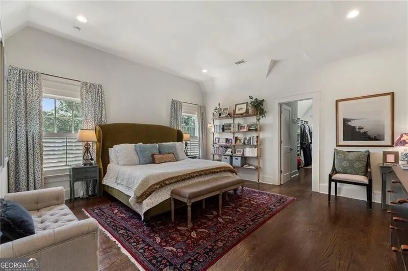 1055 Bellevue DR NE Atlanta, GA 30306