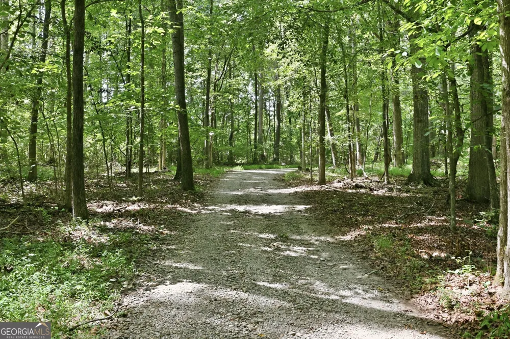 4829-A Old Pendergrass RD Jefferson, GA 30549