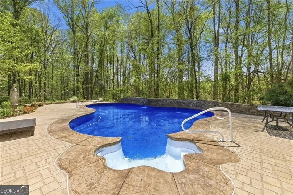4829-A Old Pendergrass RD Jefferson, GA 30549