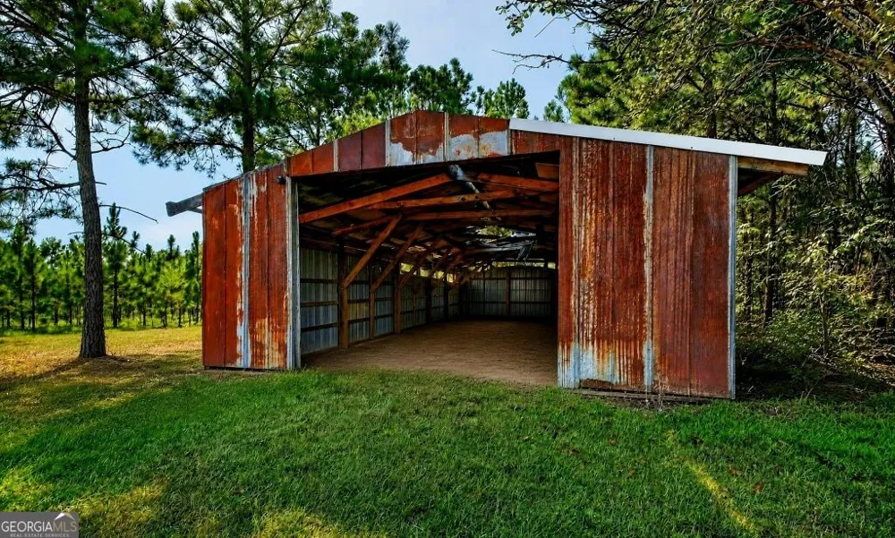 2150 Buena Vista HWY Mauk, GA 31058