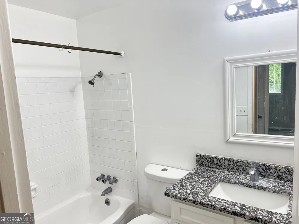 1259 Pineglen DR Riverdale, GA 30296