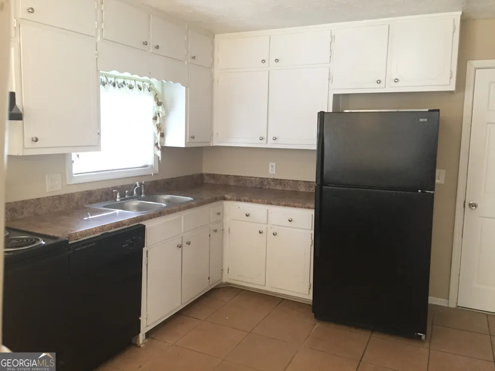 2076 Campfire DR Riverdale, GA 30296