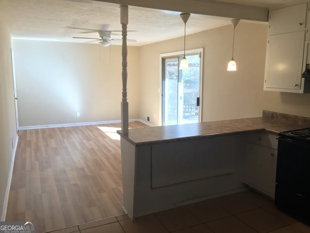 2076 Campfire DR Riverdale, GA 30296