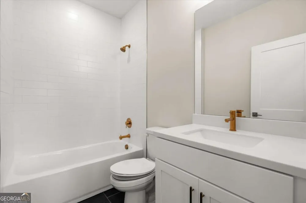431 Mezzo LN Alpharetta, GA 30009