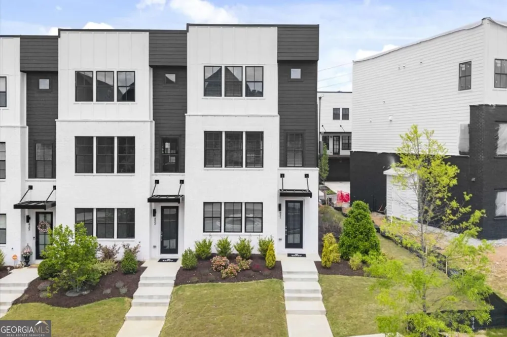431 Mezzo LN Alpharetta, GA 30009