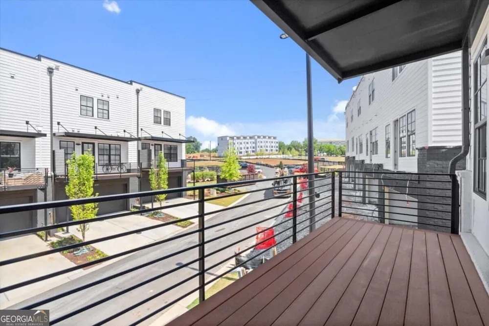 431 Mezzo LN Alpharetta, GA 30009
