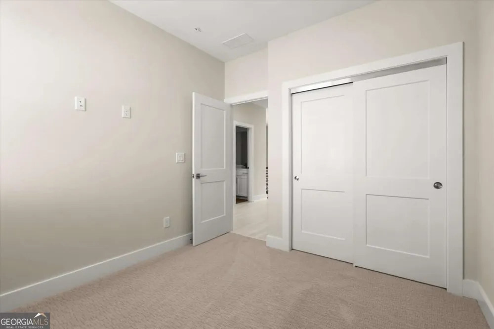 431 Mezzo LN Alpharetta, GA 30009