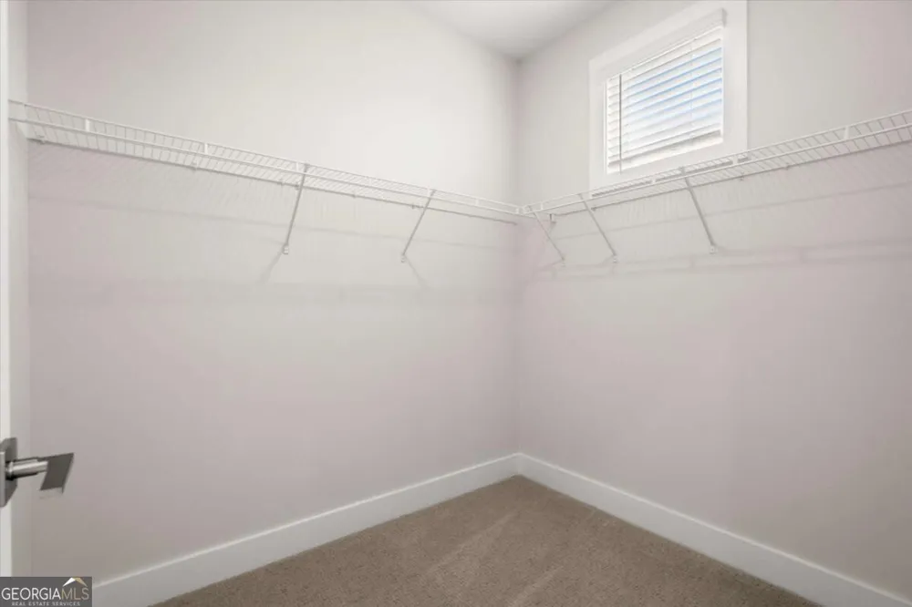 431 Mezzo LN Alpharetta, GA 30009