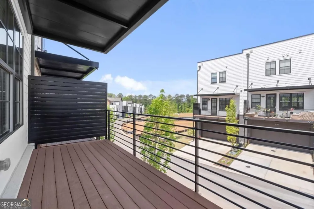 431 Mezzo LN Alpharetta, GA 30009