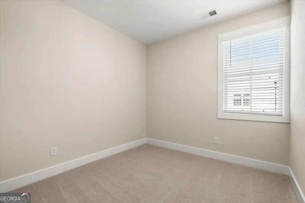 431 Mezzo LN Alpharetta, GA 30009