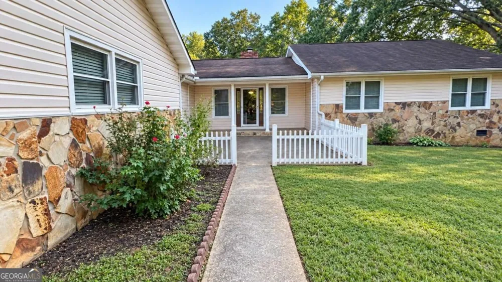 330 Southmoor CIR Stockbridge, GA 30281