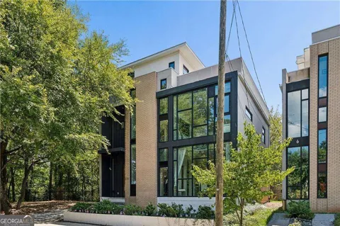 575 Highland AVE NE