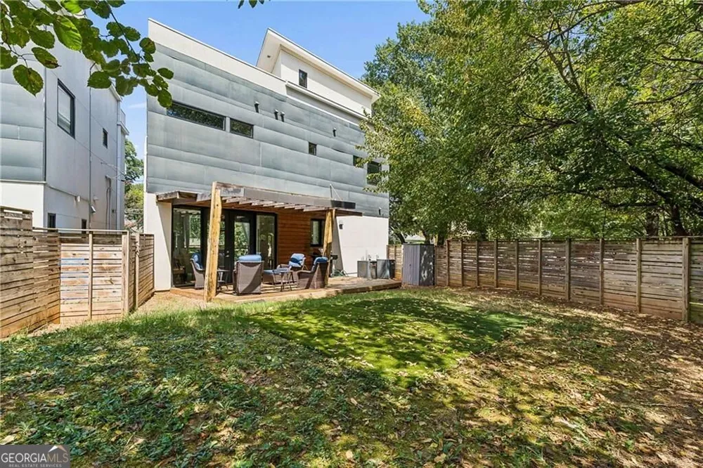 575 Highland AVE NE Atlanta, GA 30312