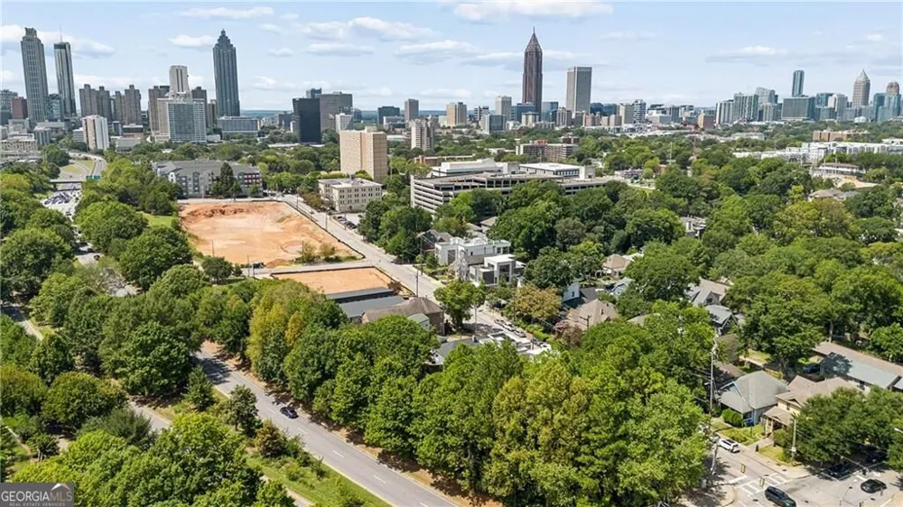 575 Highland AVE NE Atlanta, GA 30312