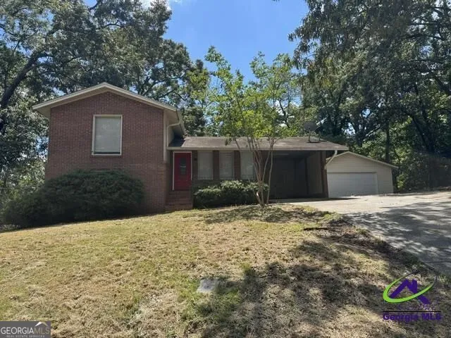 111 Glendale CT Warner Robins, GA 31088