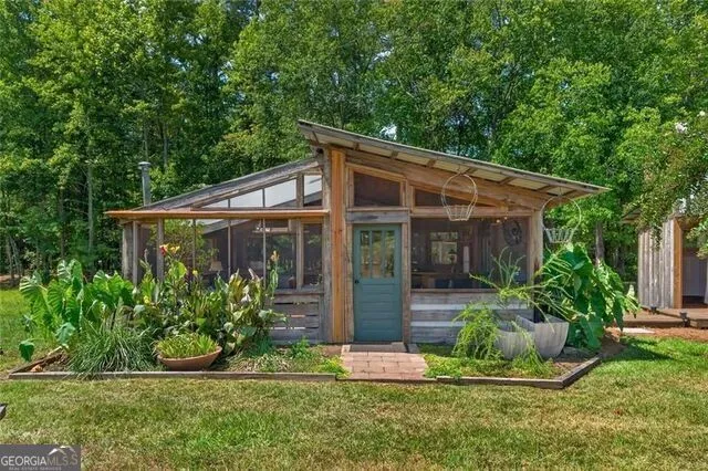 961 Birdie RD Griffin, GA 30223