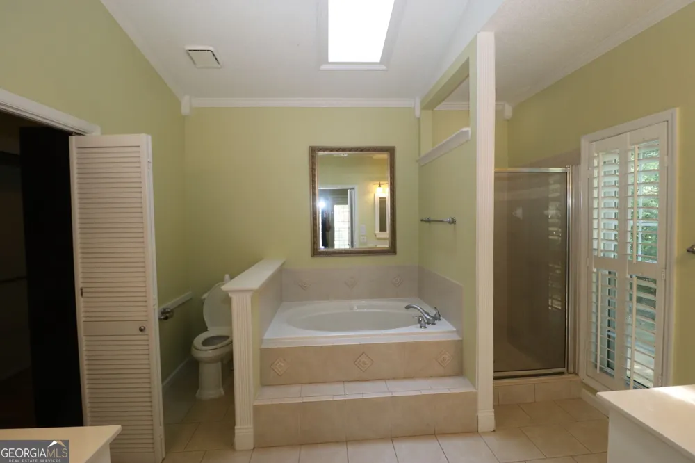 160 Fenwyck CMNS Fayetteville, GA 30214