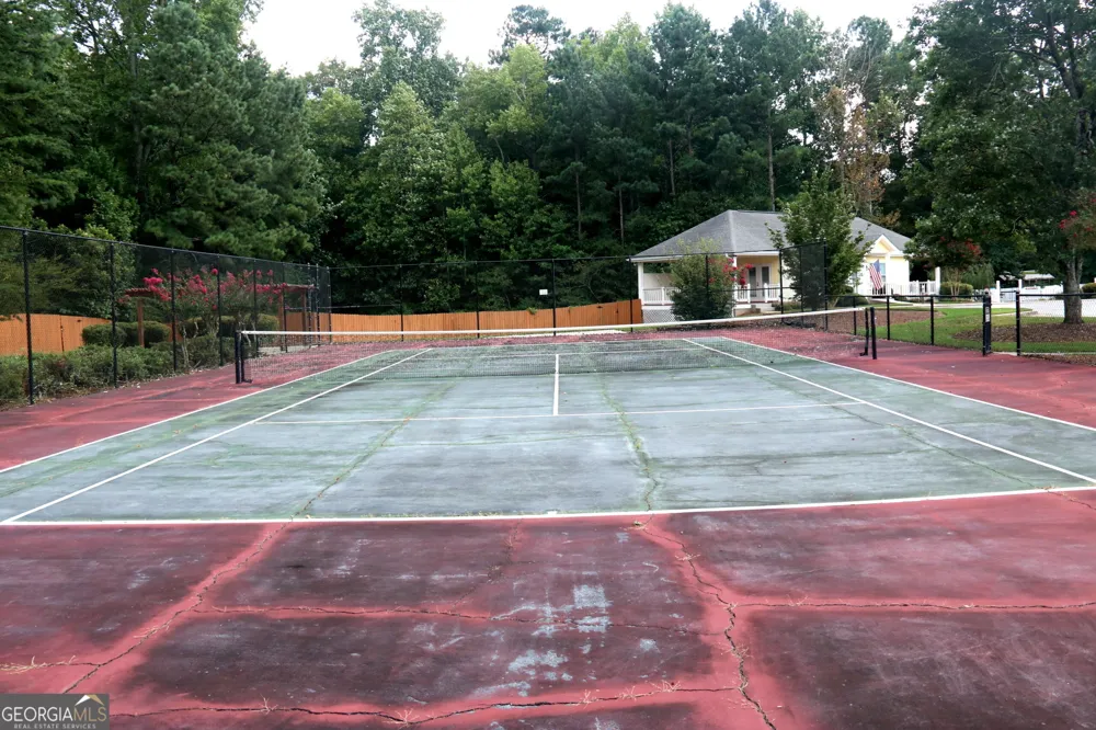 160 Fenwyck CMNS Fayetteville, GA 30214