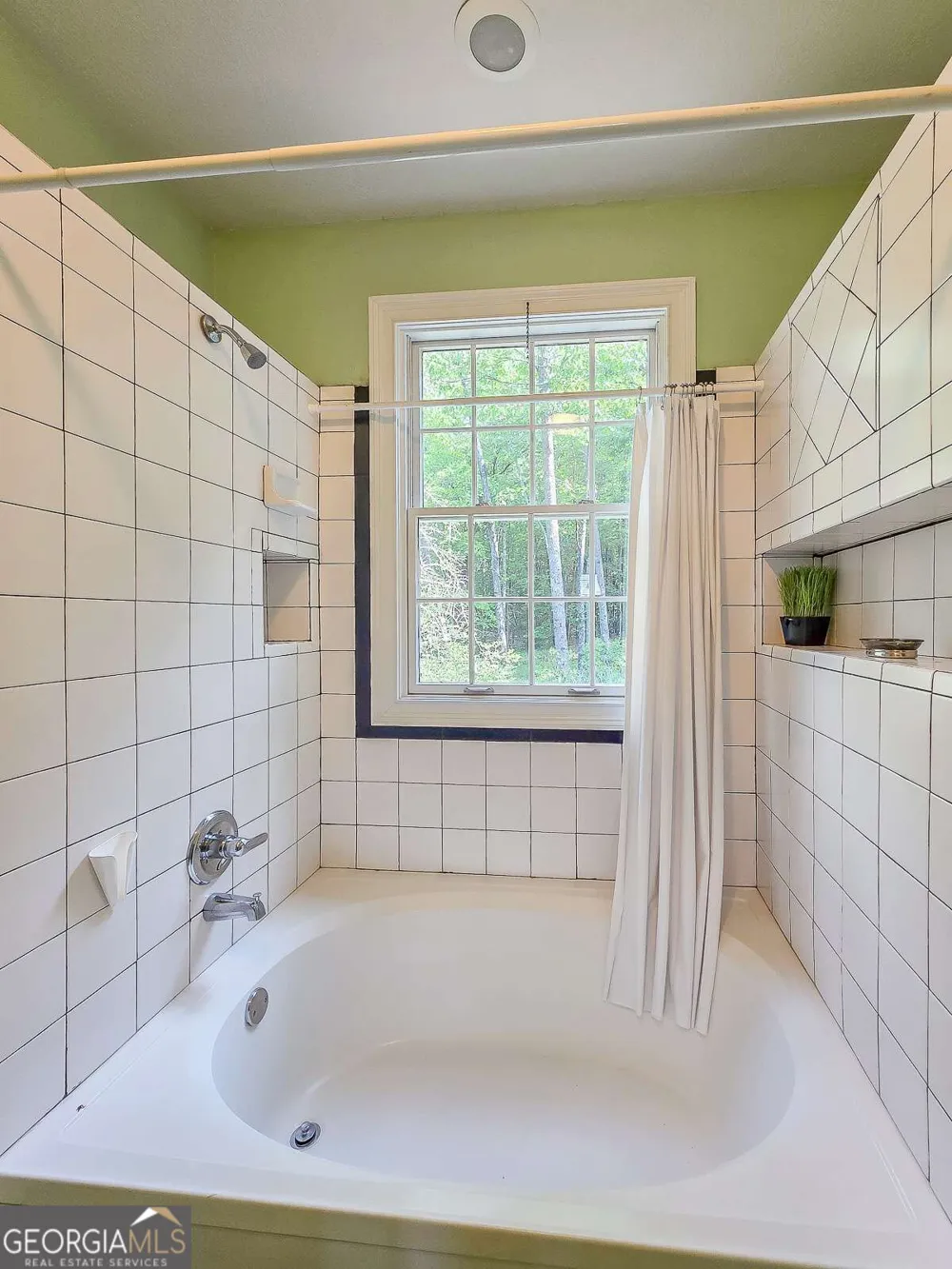 120 Sunrock Mountain TRCE Blue Ridge, GA 30513