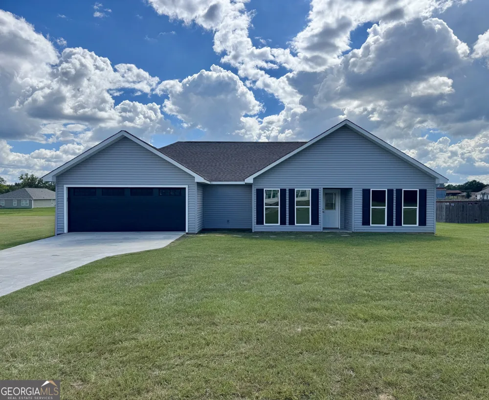 1056 Field ST Dudley, GA 31022