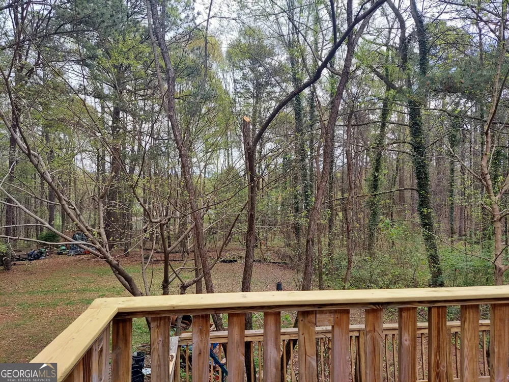 2737 Crestworth LN Buford, GA 30519