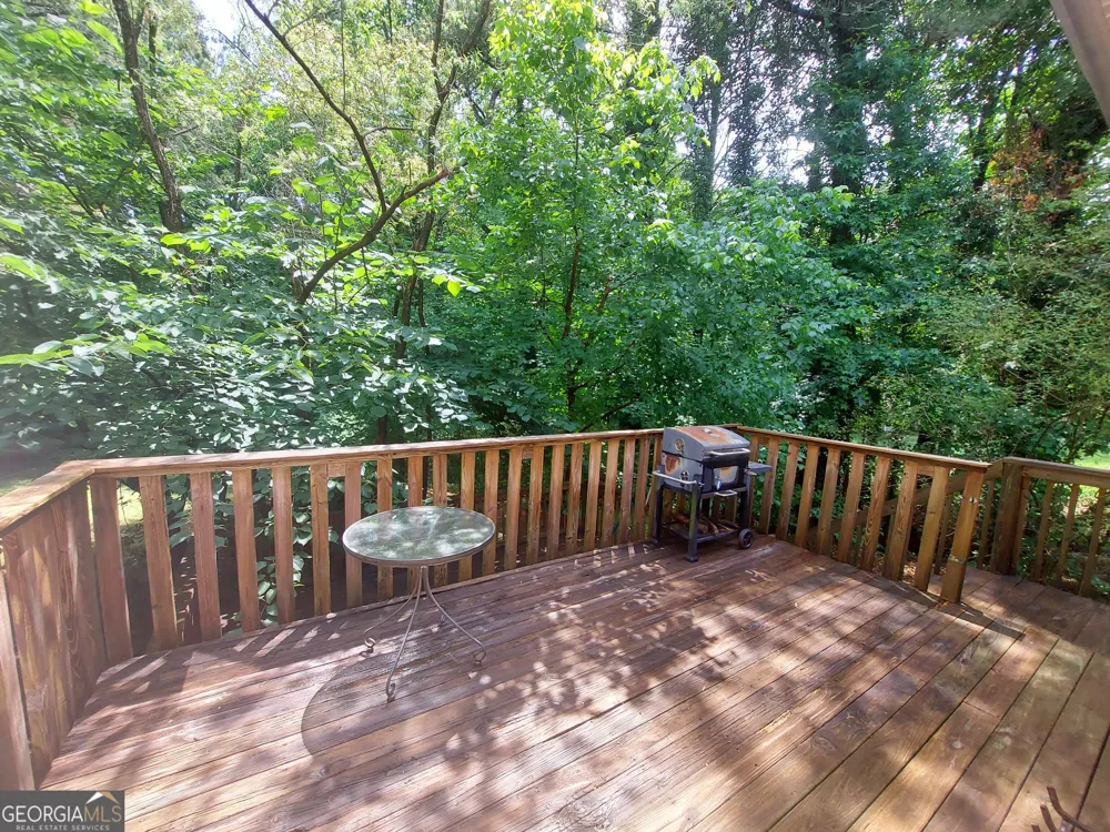 2737 Crestworth LN Buford, GA 30519