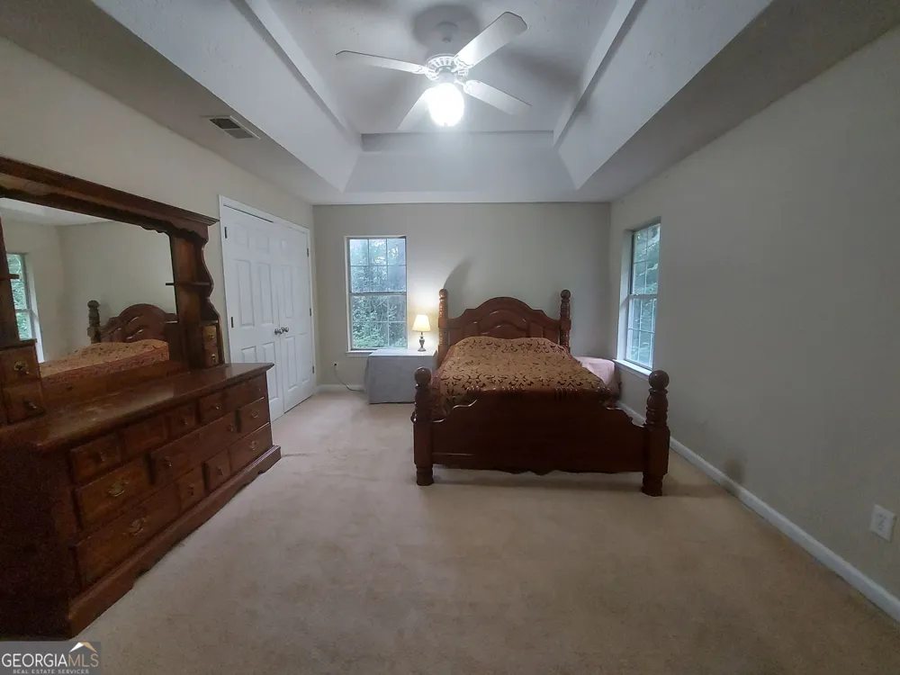 2737 Crestworth LN Buford, GA 30519