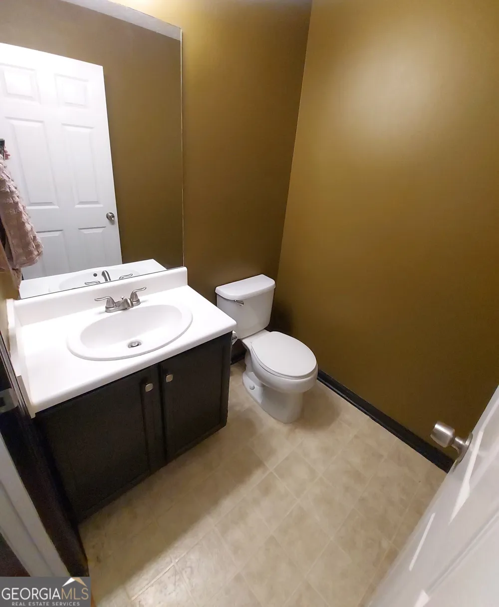 2737 Crestworth LN Buford, GA 30519