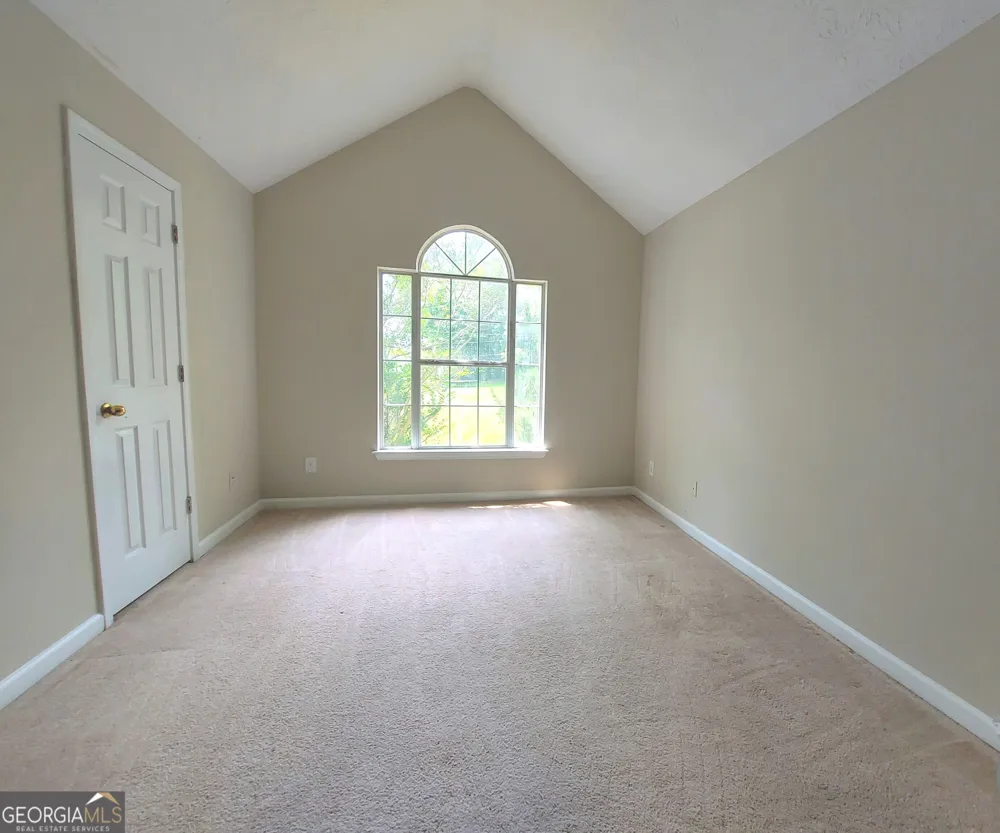 2737 Crestworth LN Buford, GA 30519