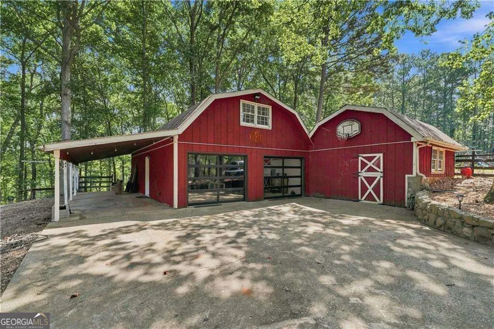 6250 White Mill RD Fairburn, GA 30213
