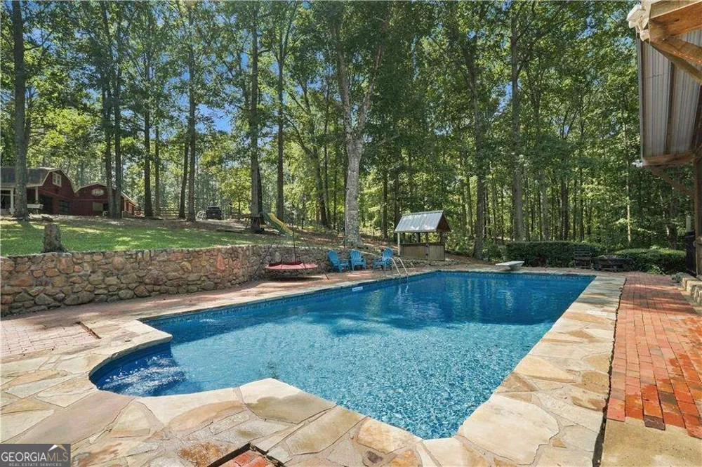 6250 White Mill RD Fairburn, GA 30213