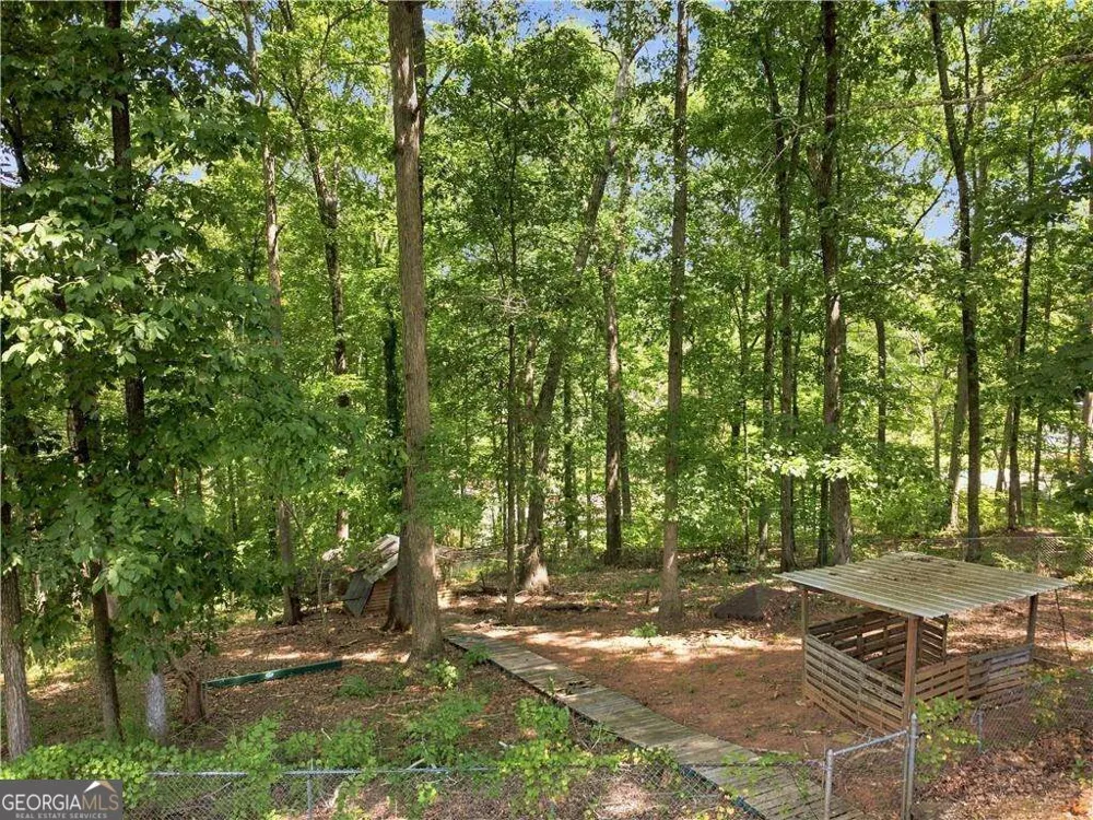 6250 White Mill RD Fairburn, GA 30213