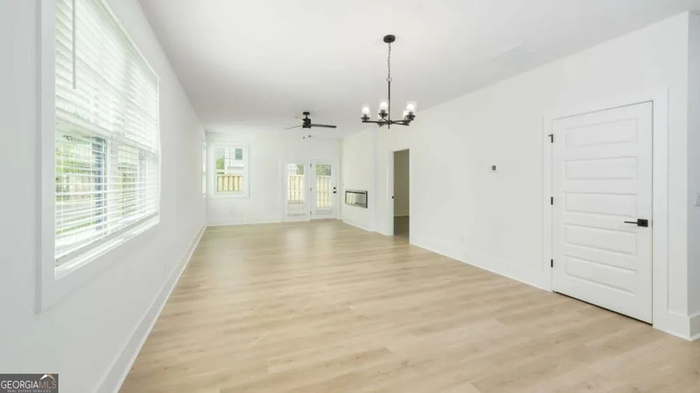 1469 Longwing LN Marietta, GA 30066