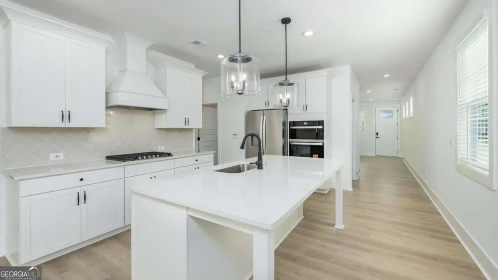 1469 Longwing LN Marietta, GA 30066