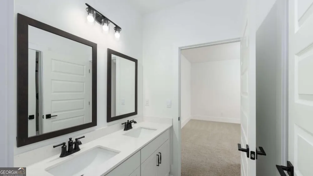 1469 Longwing LN Marietta, GA 30066