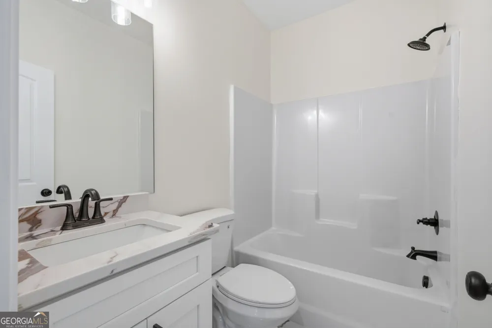685 S Jeff Davis DR Fayetteville, GA 30215