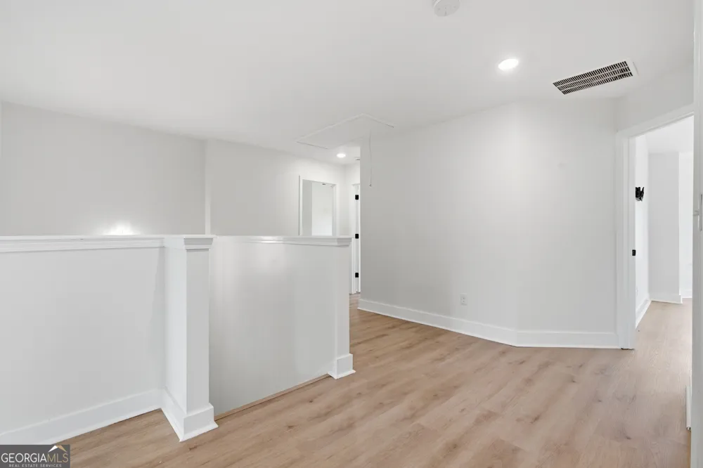 685 S Jeff Davis DR Fayetteville, GA 30215